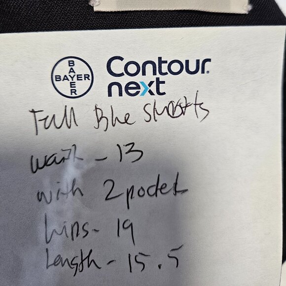 Fall Shorts in Navy Blue size 36 - Picture 10 of 17